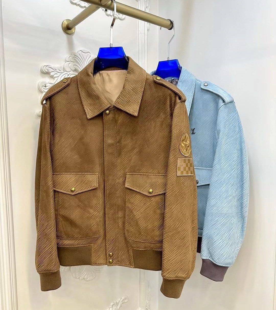 2025/09/1000089391.jpg Louis Vuitton Leather - Suede Jacket For Men With Authentic Packing. - Image 1