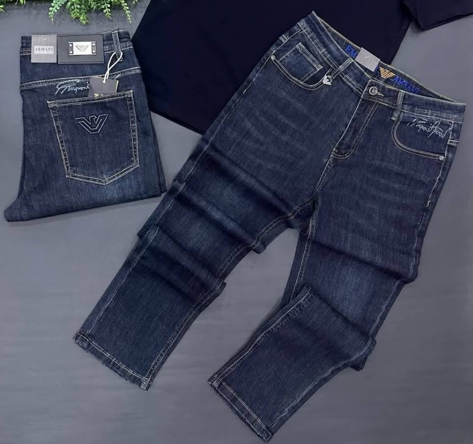 2025/09/1000091549.jpg Dolce And Gabbana Men's Denim Jeans Pant With Original Packing. - Image 1