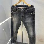 DOLCE AND GABBANA (D&G)  DENIM JEANS REGULAR FIT.