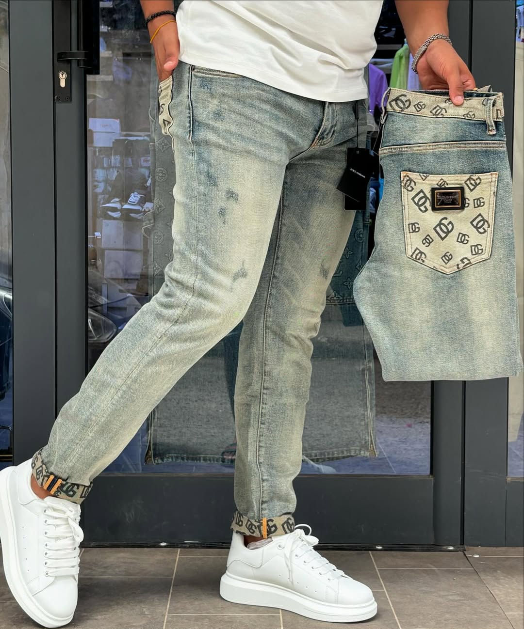 IMG-20250922-WA0018 Dolce and Gabbana Men's Denim Jeans Pant. - Image 1