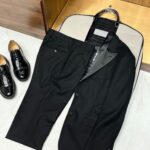 Louis Vuitton Men's Blazer With Pant And Shoes Three Pics Set With Original Packing.