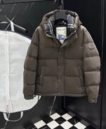 Burberry Down Padding Jacket For Men.