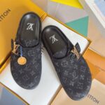 Louis Vuitton Men's Half Shoes With Original Packing.