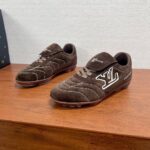 Louis Vuitton Men's Sneakers With Original Packing.