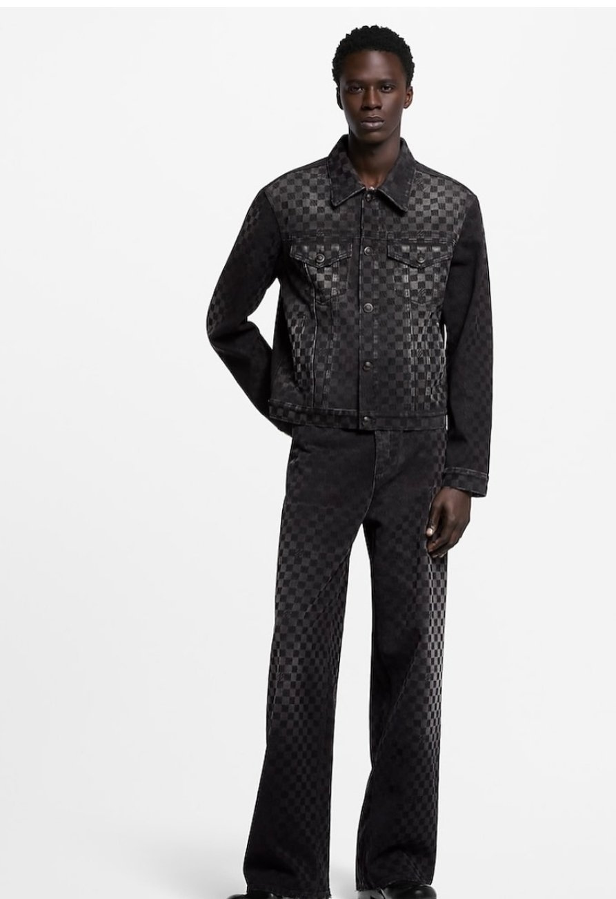 2025/10/1000118465.jpg Louis Vuitton Denim Jacket With Denim Pant Two Pics Set. - Image 1