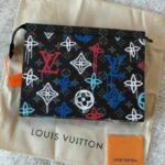 Louis Vuitton Crossbag With Original Packing.