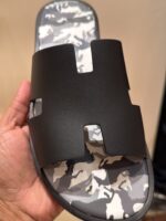 Hermes Slippers For Men With Authentic Packing. - Image 12