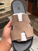 Hermes Slippers For Men With Authentic Packing. - Image 7