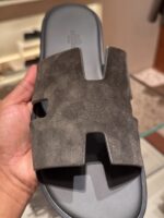 Hermes Slippers For Men With Authentic Packing. - Image 9