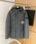 Canada Goose  Jacket For Men With Original Packing. - Image 3