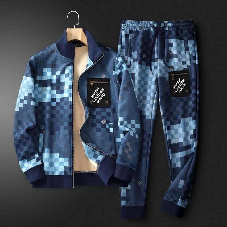 2026/01/1000301975.jpg Louis Vuitton Jip Jacket With Trouser Two Pics Set With Original Packing. - Image 1