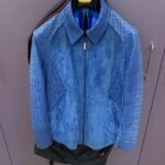 Brand - Buffalo.
Men's crocodile leather with original packing. 
Origin - USA