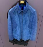Brand - Buffalo.
Men's crocodile leather with original packing. 
Origin - USA