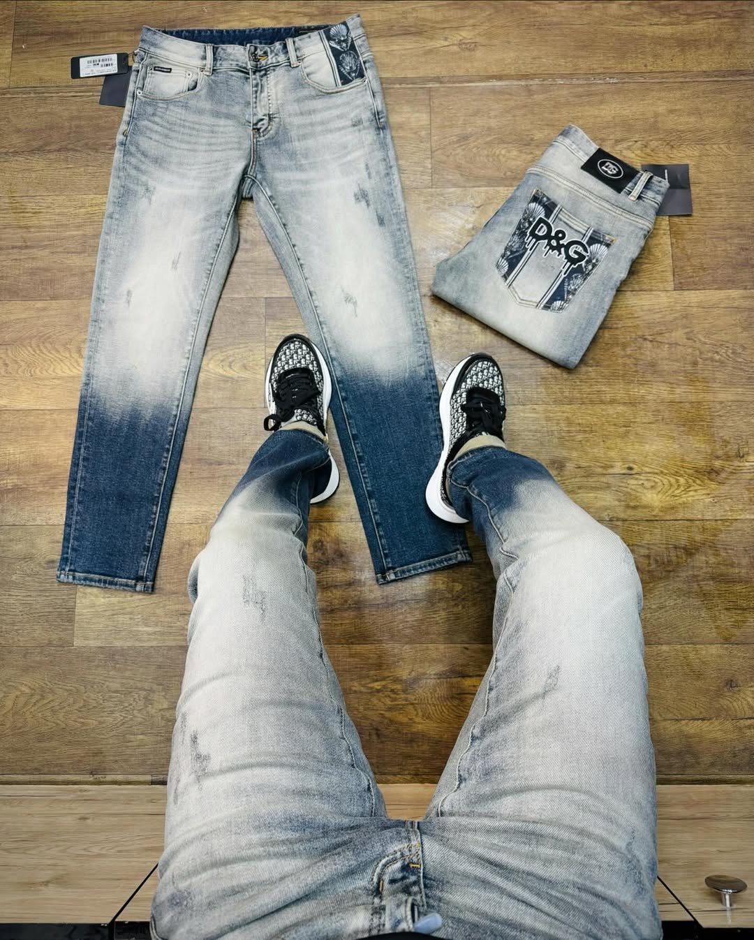 2026/02/1000321688-1.jpg Louis Vuitton Men's Denim Jeans Pant With Original Packing. - Image 1