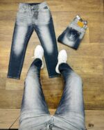 Louis Vuitton Men's Denim Jeans Pant With Original Packing. - Image 3