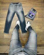 Louis Vuitton Men's Denim Jeans Pant With Original Packing. - Image 10