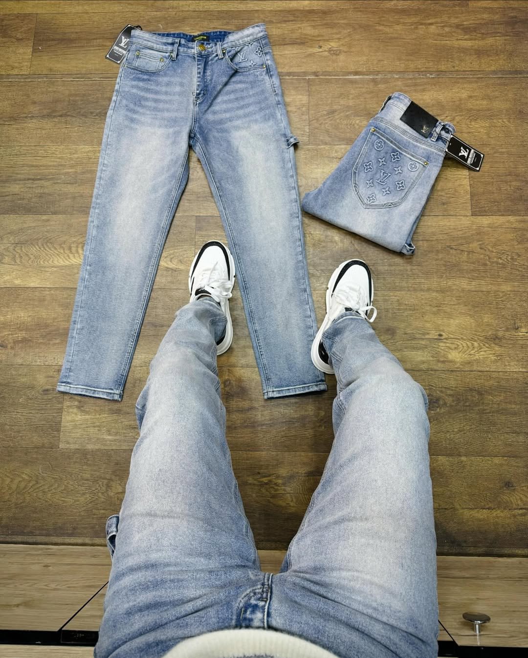2026/02/1000321698.jpg Dolce And Gabbana Men's Denim Jeans Pant With Original Packing. - Image 1
